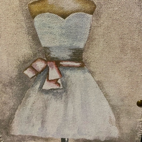 NWT……beautiful artwork of a bodice with a beautiful dress!!!! Very breathtaking! - Picture 3 of 4